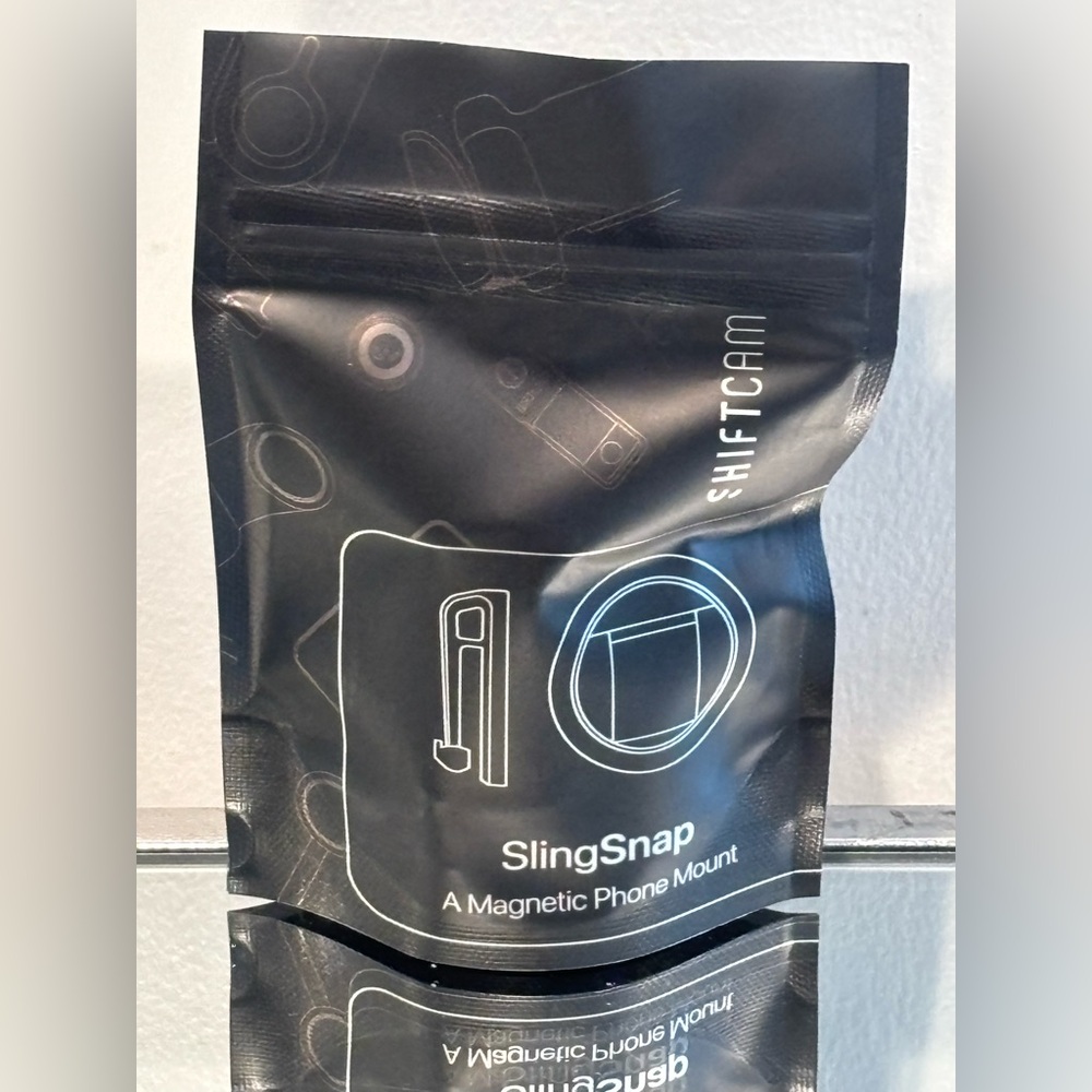 NWT ShiftCam SlingSnap Magnetic Phone Mount